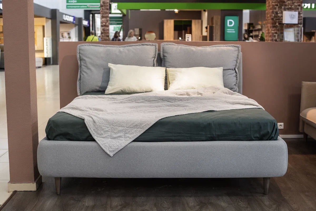 Кровати, сочетающие комфорт и стиль: создание атмосферы уюта в спальне