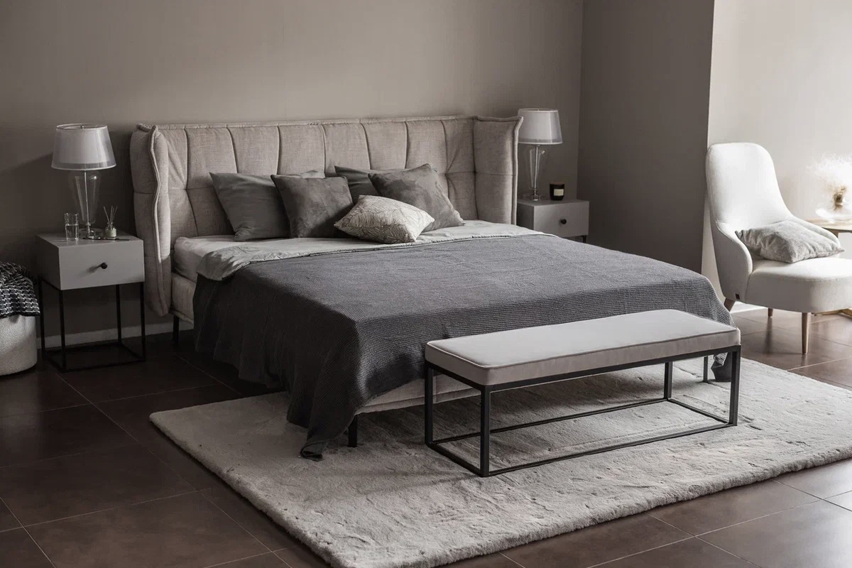Что важнее при выборе новой кровати: размер, материал или дизайн